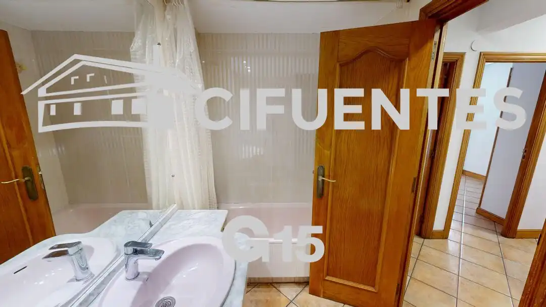 Bany de Pis en venda en Donostia - San Sebastián 