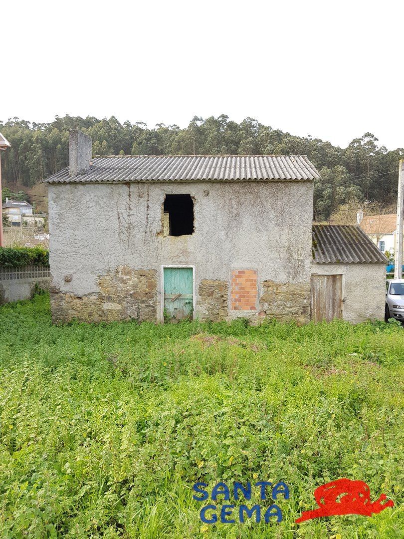 Exterior view of House or chalet for sale in Oleiros