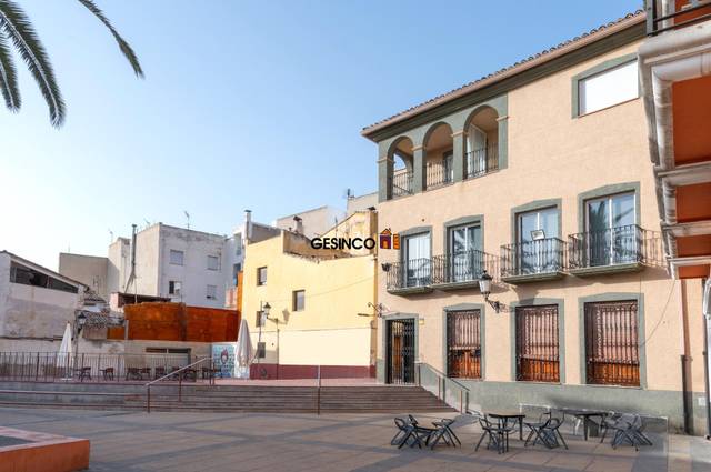 Edificio en Venta en Enguera