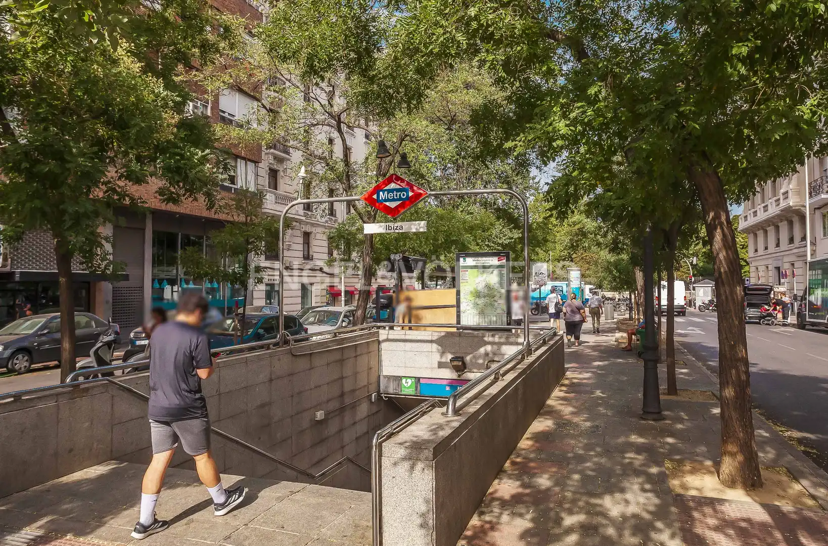Exterior view of Flat for sale in Madrid  with Air Conditioner, Heating and Parquet flooring