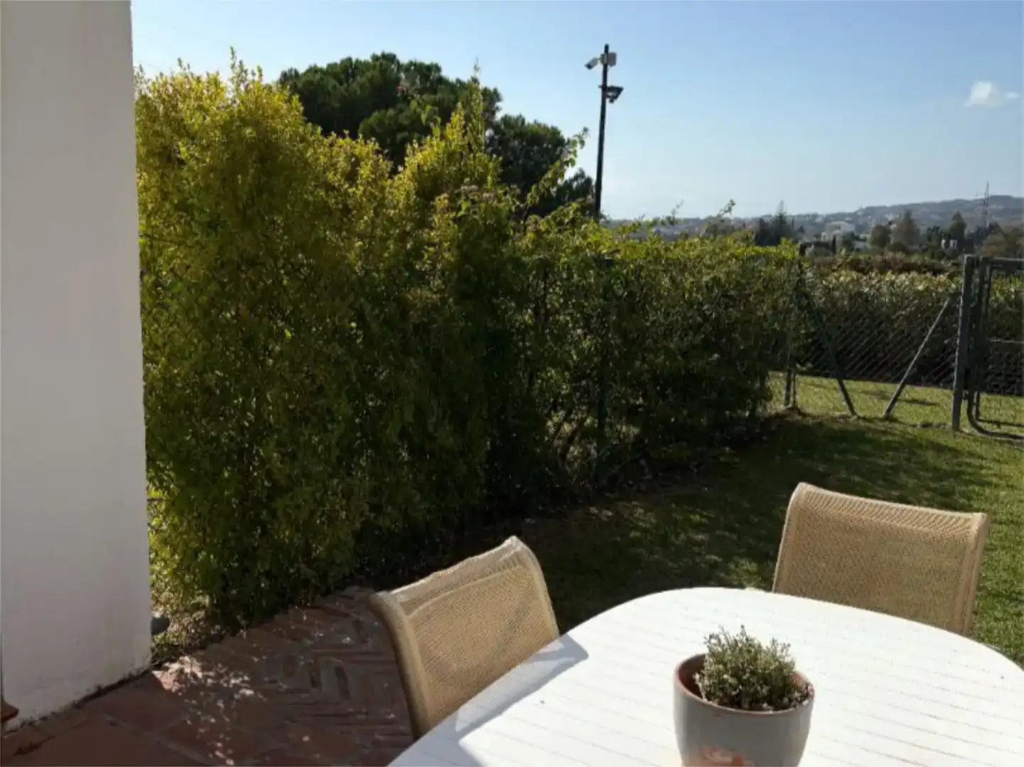 Terrassa de Pis de lloguer en Benahavís amb Aire condicionat i Piscina