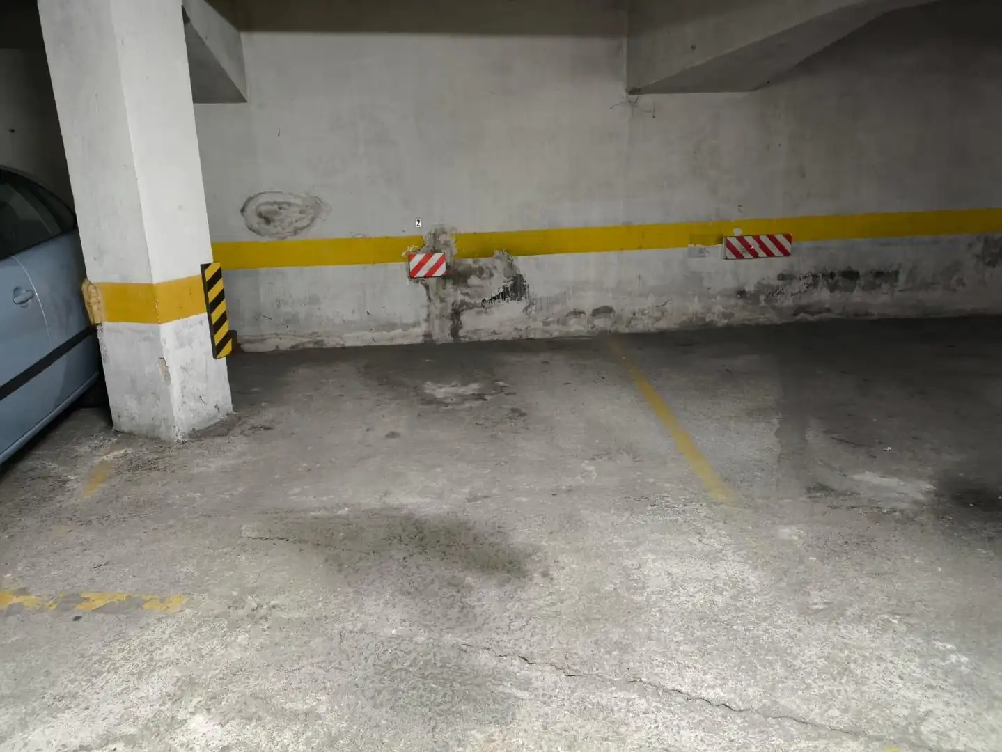 Aparcament de Pis en venda en Torrelavega  amb Terrassa i Balcó
