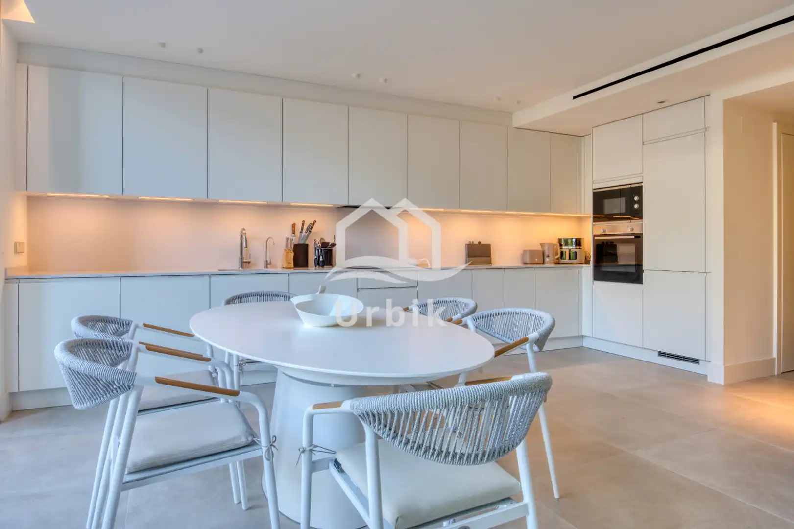 Cocina de Piso en venta en Castell d'Aro, Platja d'Aro i s'Agaró con Aire acondicionado, Jardín privado y Terraza
