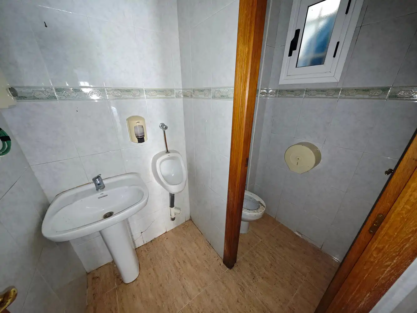 Business premises for sale in Avinguda Borrons 27, imagen 20