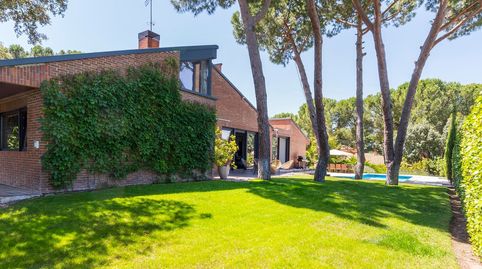 Foto 3 de Casa o xalet en venda a Calle del Tulipán, Valdepastores - Las Encinas, Boadilla del Monte