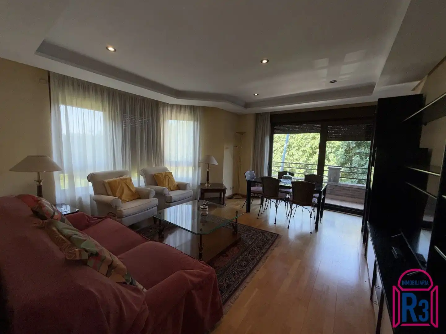 Wohnung zur Miete in Quiñones de León, Crucero
