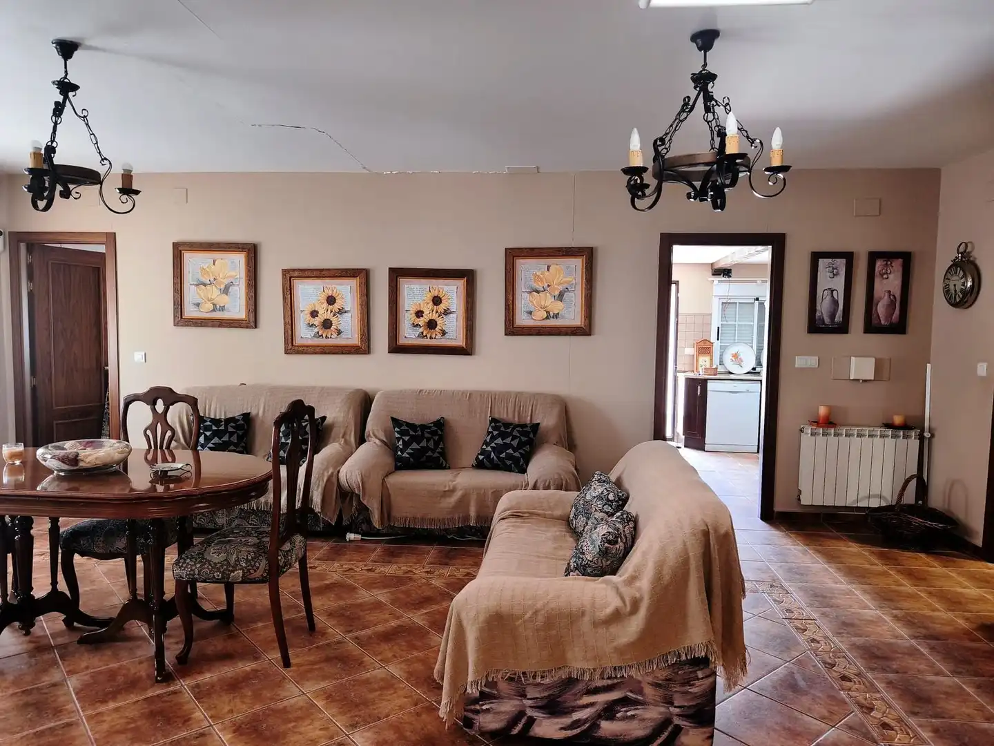Sala d'estar de Casa o xalet en venda en Brazatortas amb Aire condicionat, Calefacció i Jardí privat