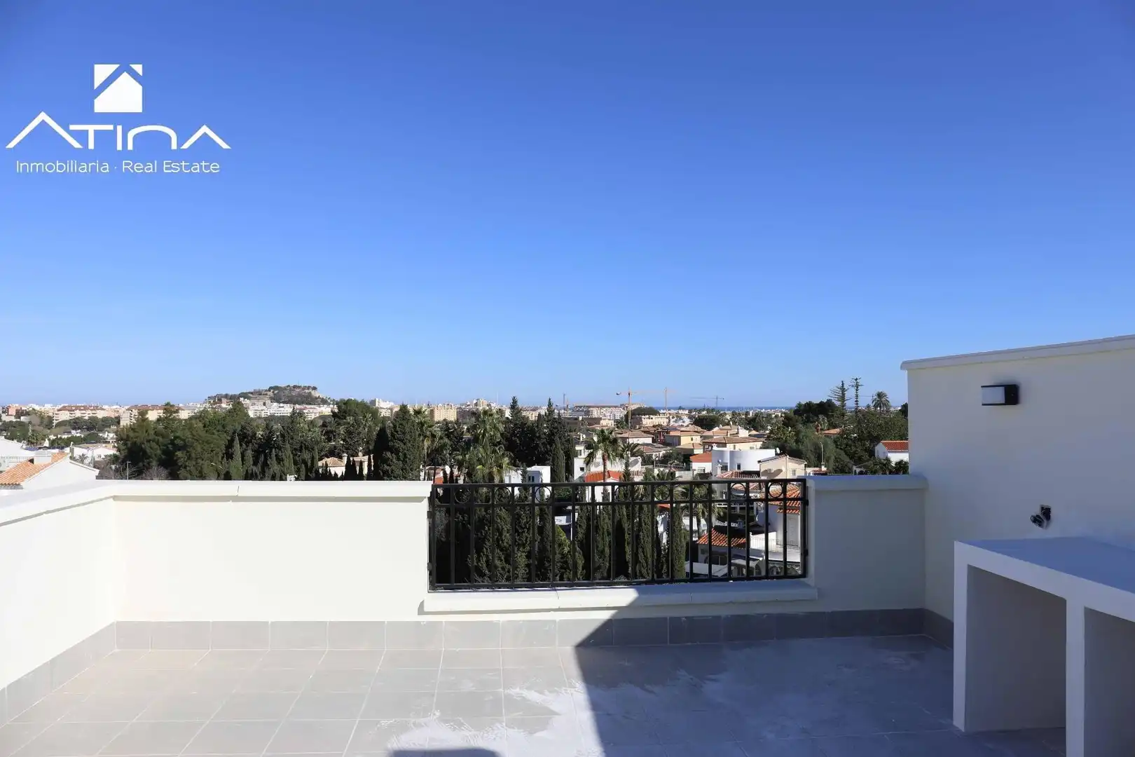 Terrace of Detached homes for sale in Dénia  with Air Conditioner, Private garden and Terrace