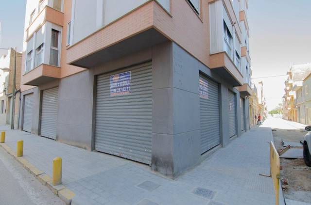 Local comercial en Alquiler en Plaza Xúquer