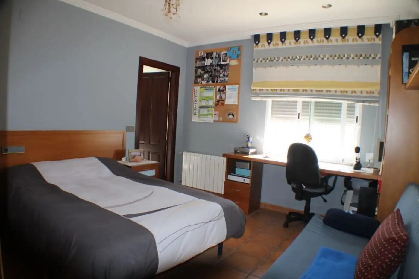 Habitación de Casa o chalet en venta en L'Alfàs del Pi con Aire acondicionado, Terraza y Piscina