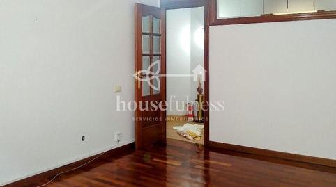 Foto 4 de Piso en venta en Alto del Castaño, Narón