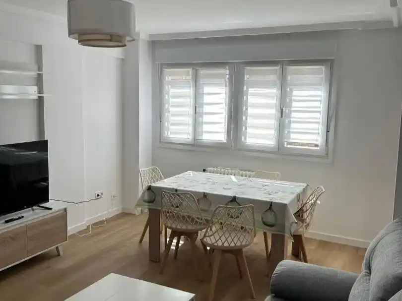 Esszimmer von Wohnung zur Miete in Centro