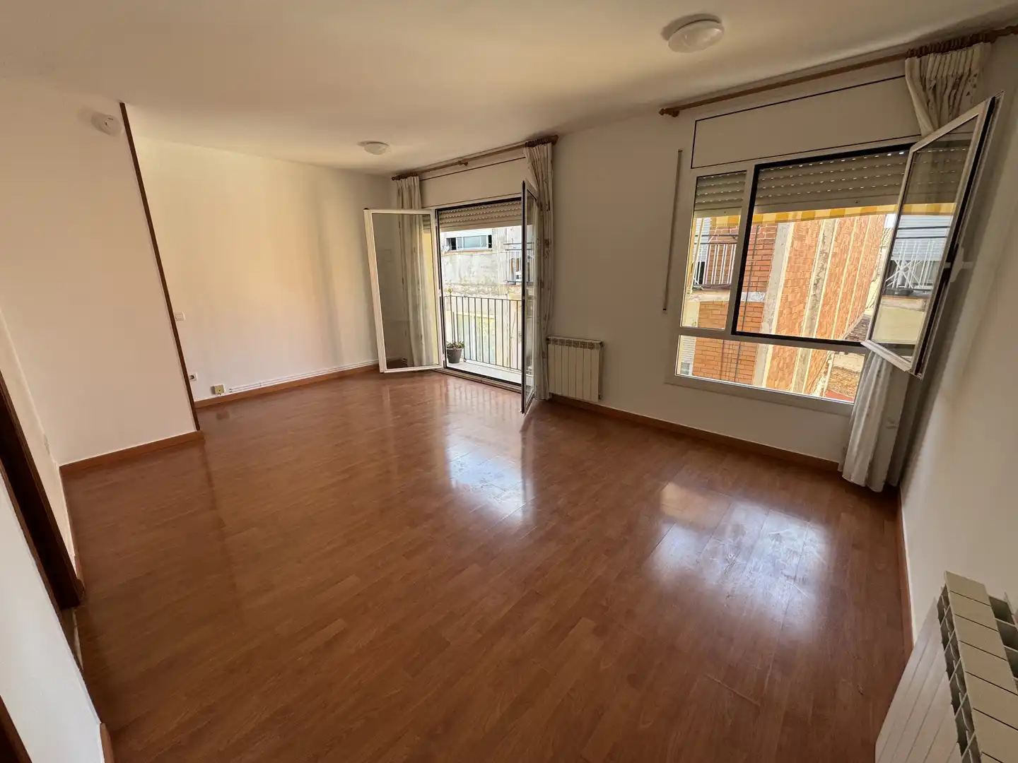 Sala de estar de Piso en venta en Esparreguera con Calefacción y Horno