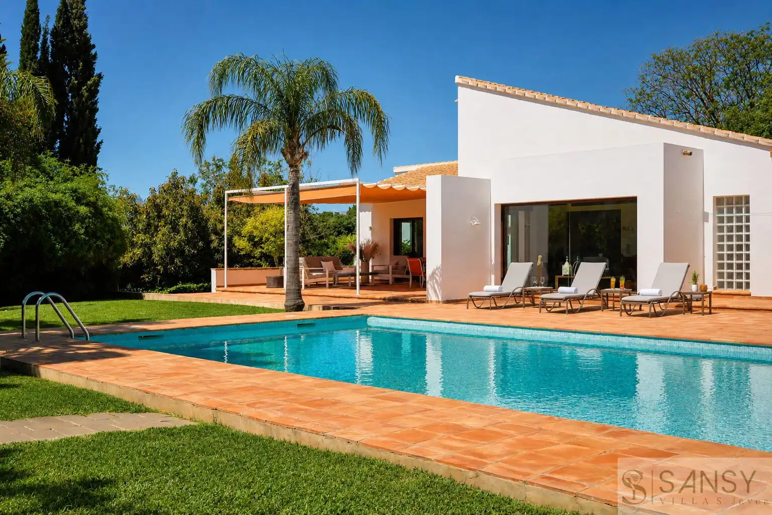 Villa mit Pool zum Verkauf in Ondara