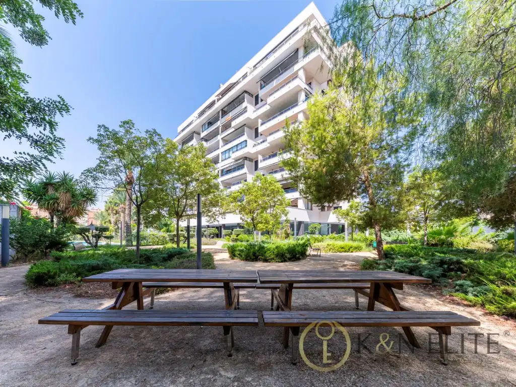 Terraza de Ático en venta en Alicante / Alacant con Aire acondicionado, Jardín privado y Terraza