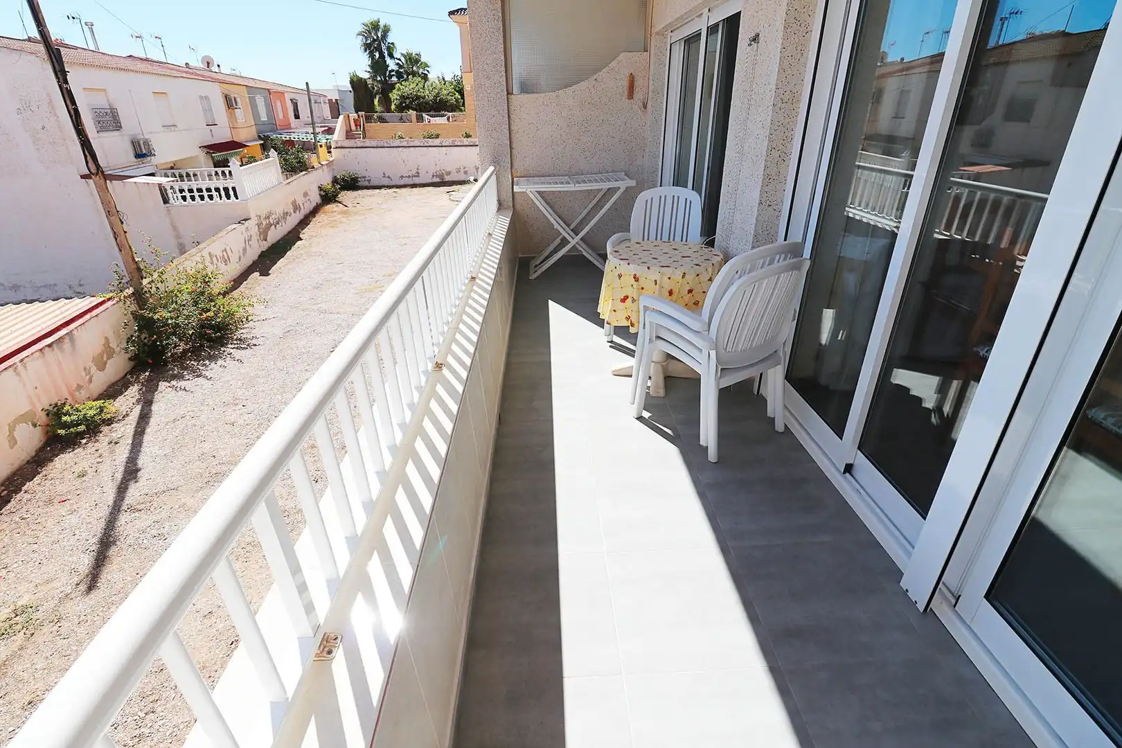 Terraza de Piso en venta en Guardamar del Segura con Terraza, Amueblado y Lavadora