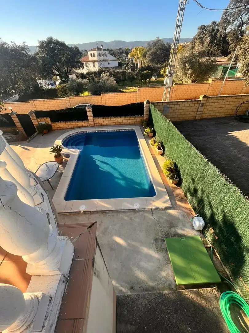 Piscina de Finca rústica en venta en Córdoba con Aire acondicionado, Jardín privado y Terraza