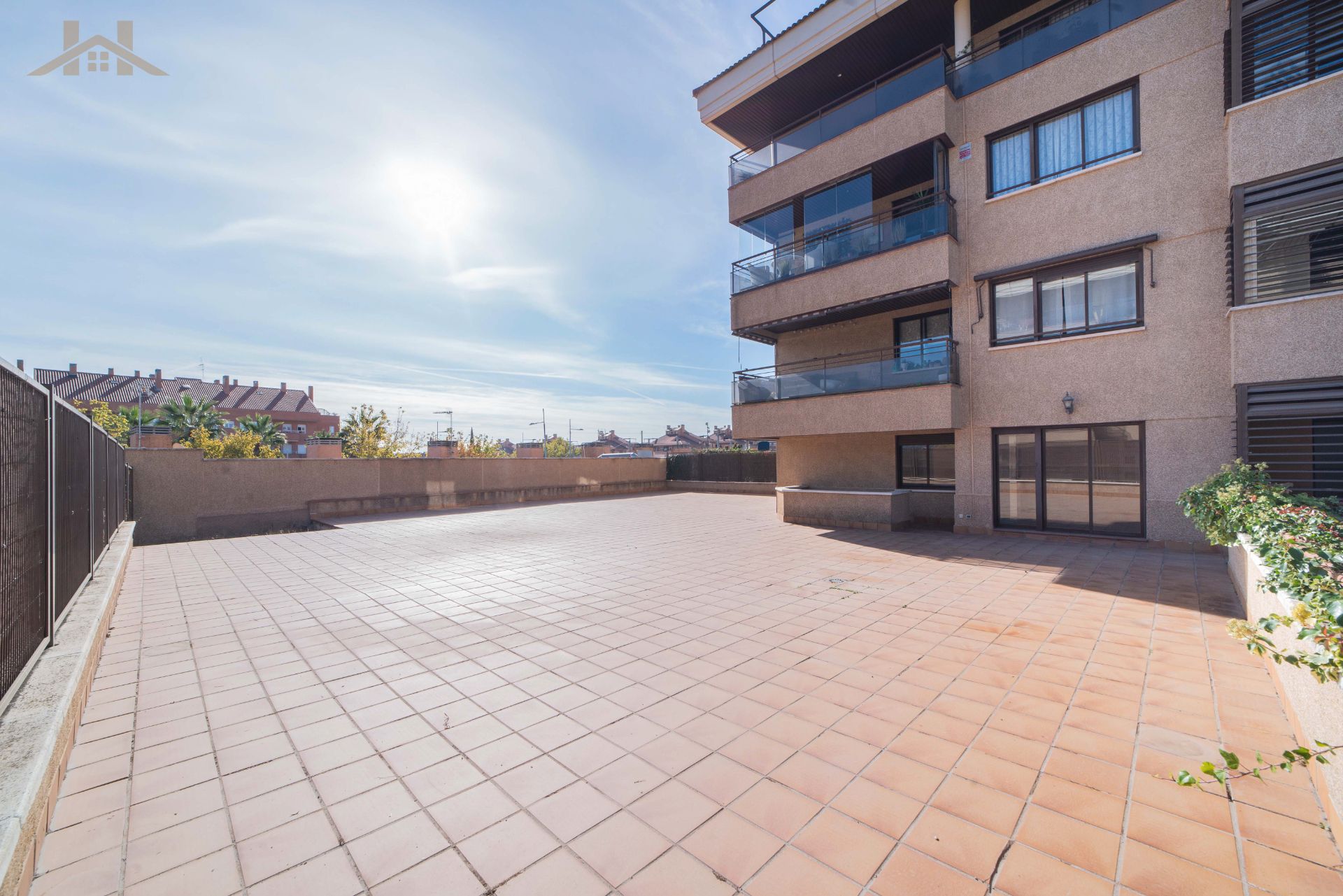 Terraza de Planta baja en venta en Boadilla del Monte con Calefacción, Jardín privado y Parquet