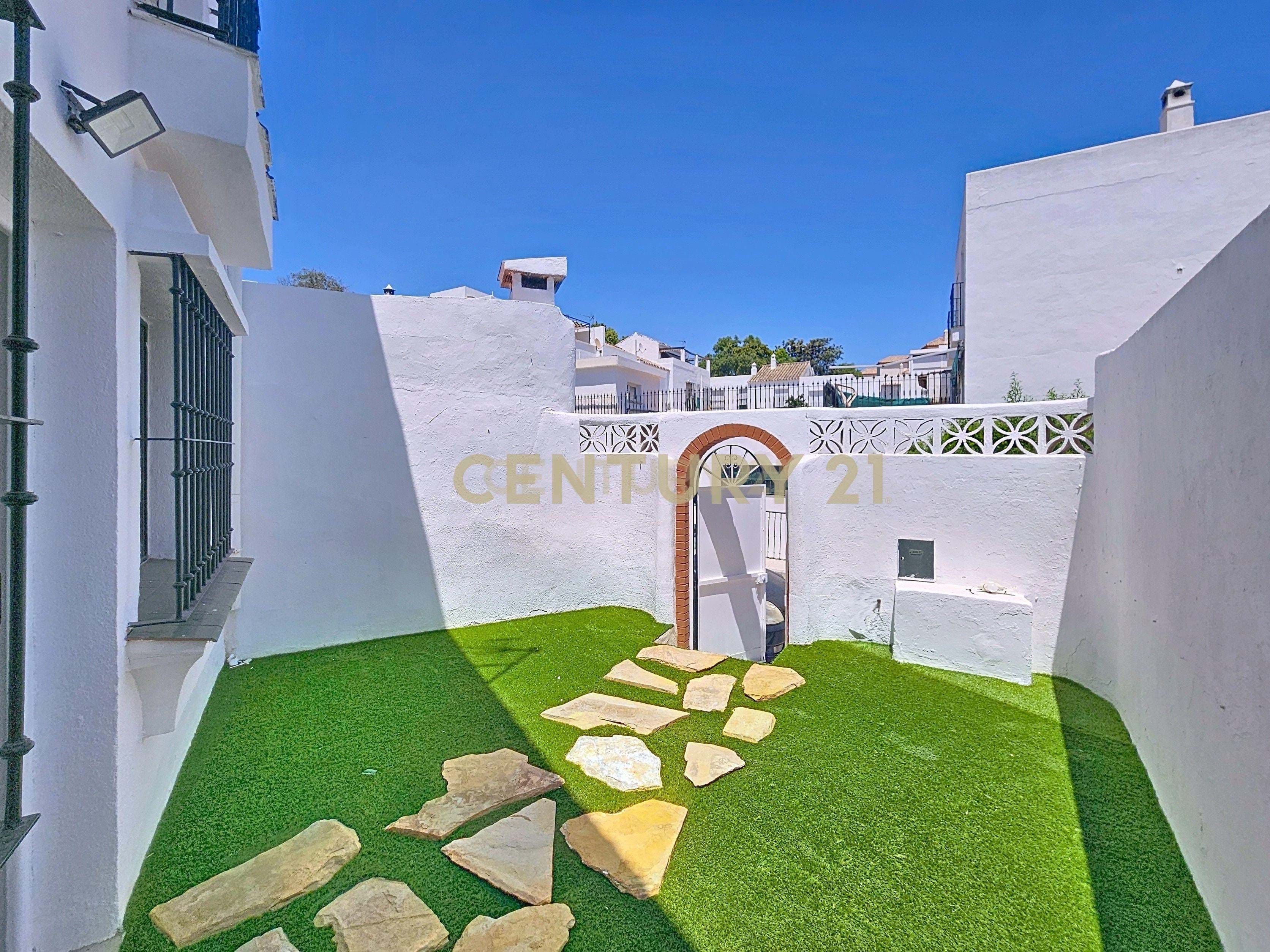 Exterior view of House or chalet for sale in Benalmádena