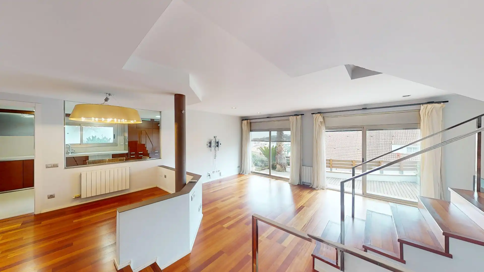Sala de estar de Casa o chalet en venta en Sant Andreu de Llavaneres con Aire acondicionado, Calefacción y Jardín privado