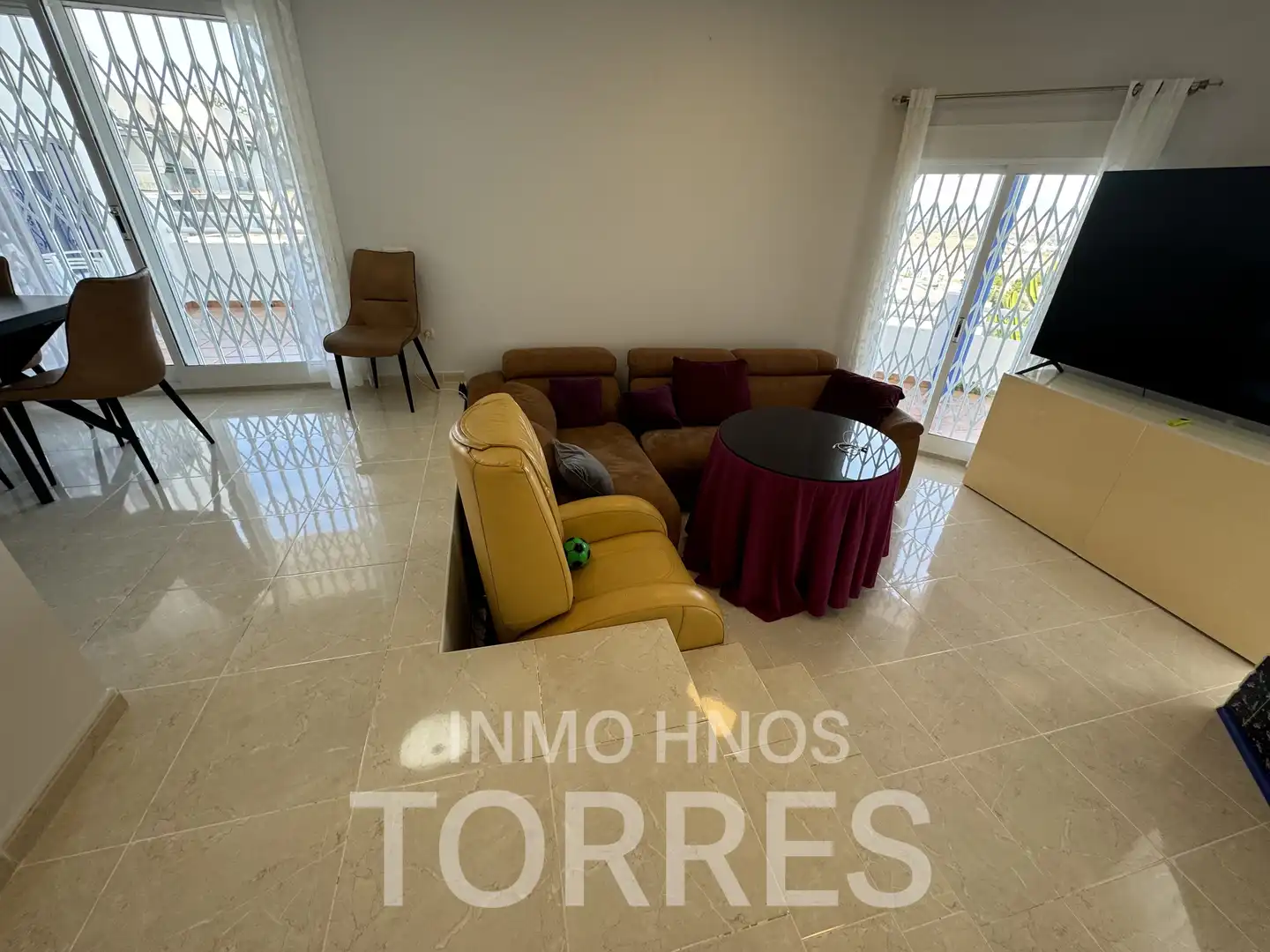 Sala d'estar de Casa o xalet en venda en Peñíscola / Peníscola amb Aire condicionat, Jardí privat i Terrassa