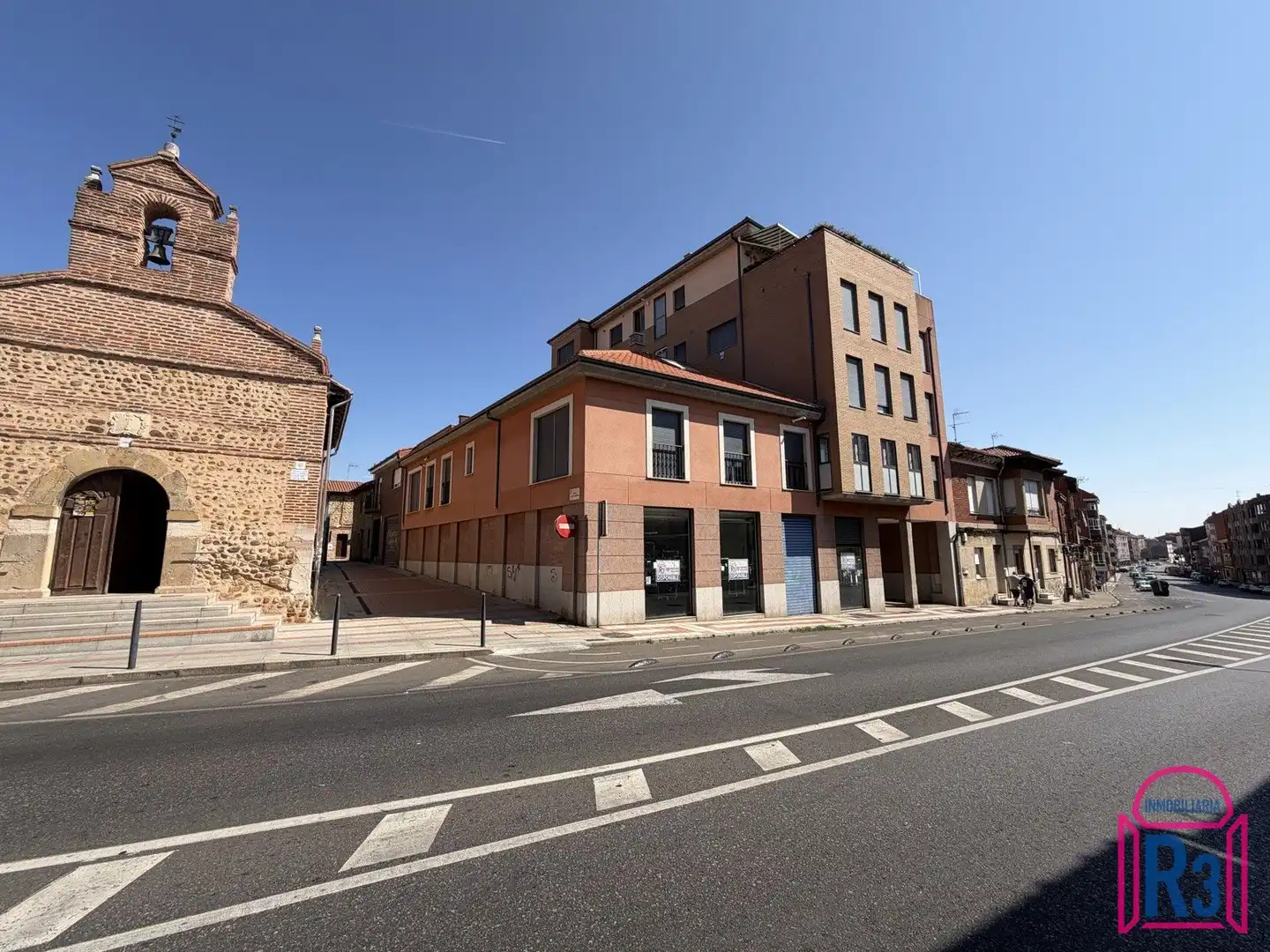 Gewerbefläche zur Miete in Párroco Pablo Díez, imagen 2