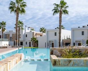 Piscina de Apartament en venda en Orihuela amb Aire condicionat, Terrassa i Traster