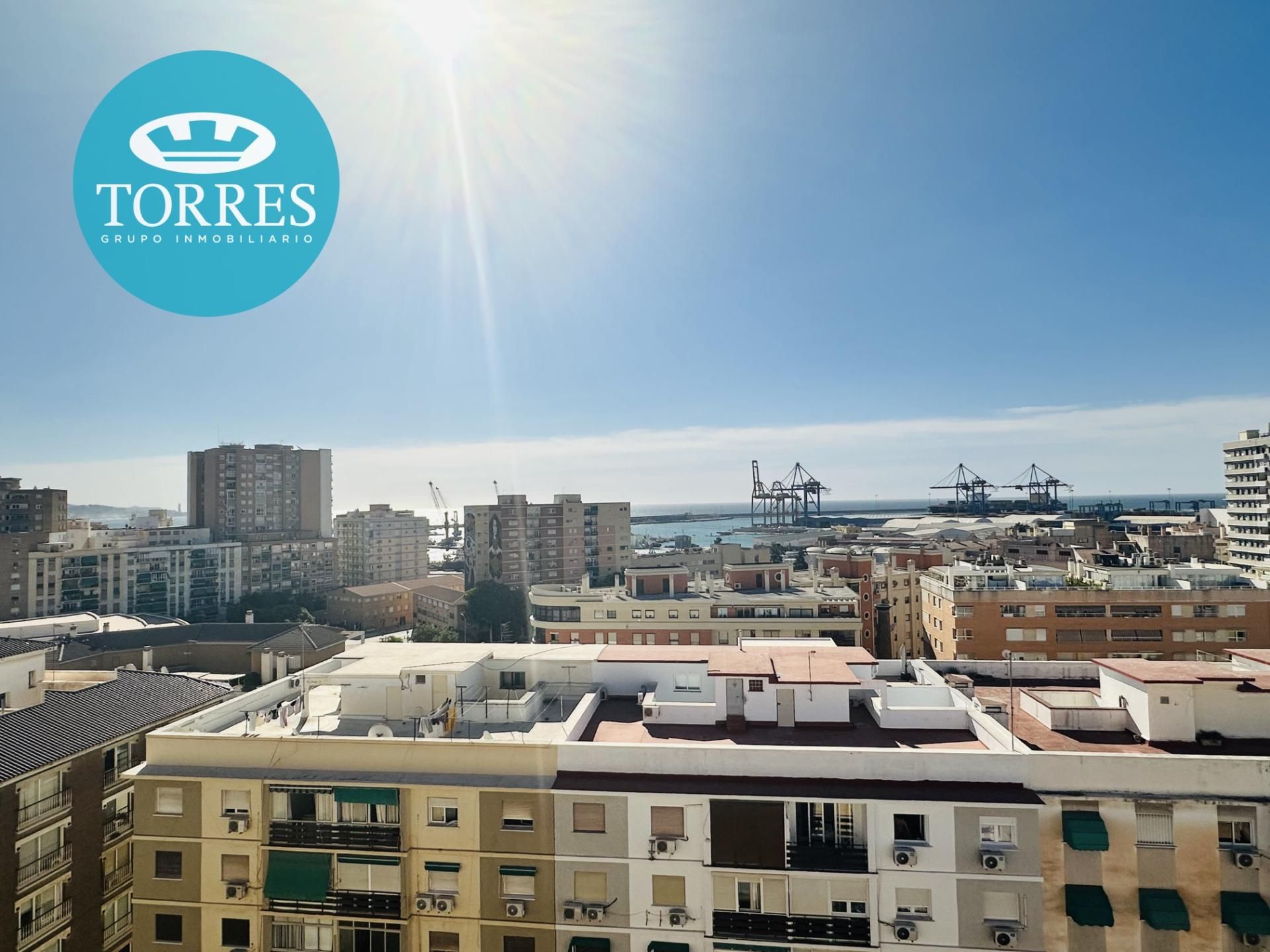 Vista exterior de Ático de alquiler en Málaga Capital con Aire acondicionado y Terraza