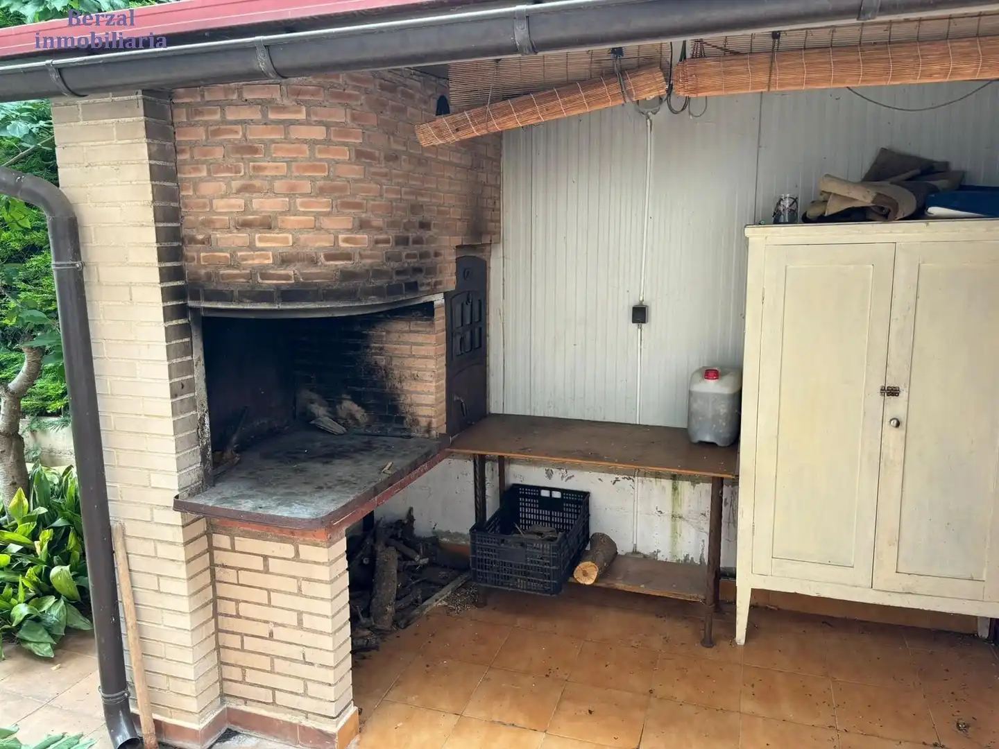 Cuina de Casa o xalet en venda en Alesanco amb Calefacció i Traster