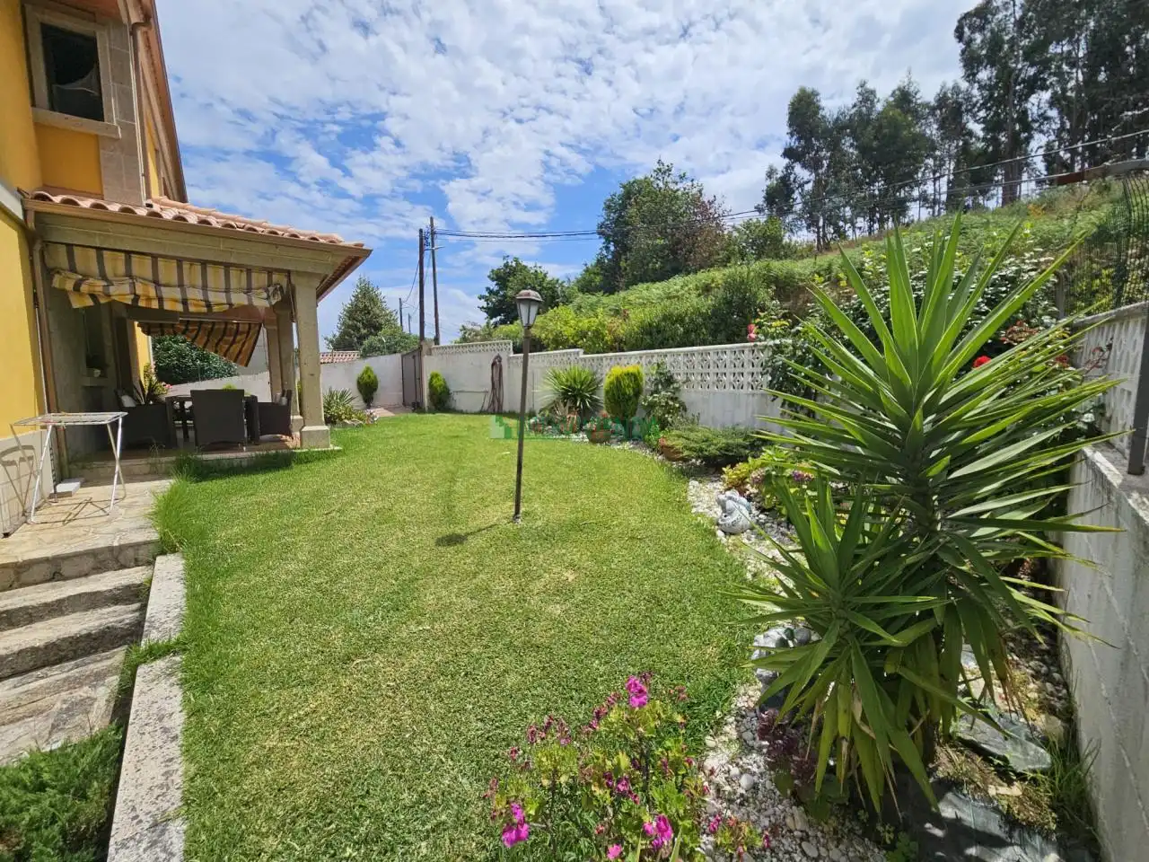 Jardín de Casa o chalet en venta en Vigo  con Calefacción, Jardín privado y Terraza