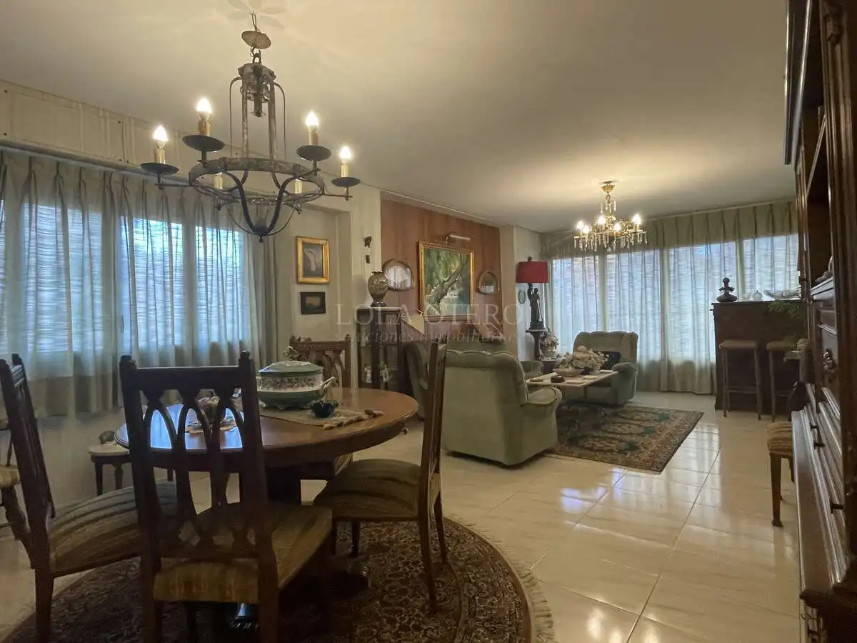Living room of Flat for sale in Valencia  with Air Conditioner, Heating and Balcony