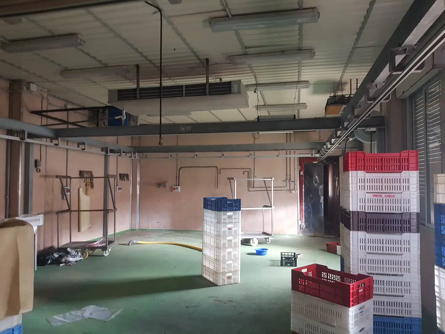 Fabrikhallen zur Miete in Quintana Redonda