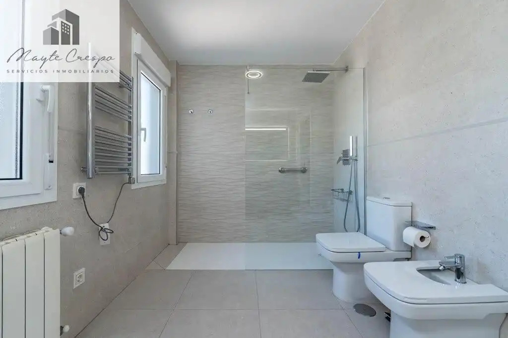 Villa zum Verkauf in Calle Calle Reina Sofía 31, imagen 42