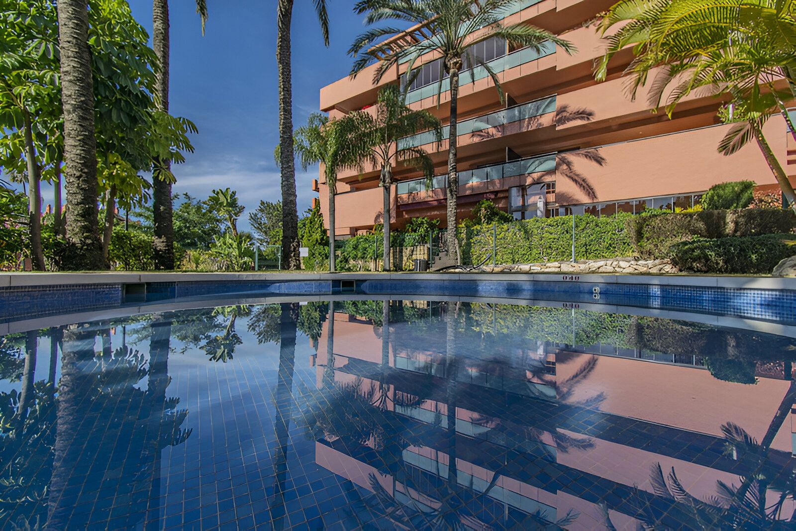 Swimming pool of Apartment for sale in Estepona  with Air Conditioner, Terrace and Storage room
