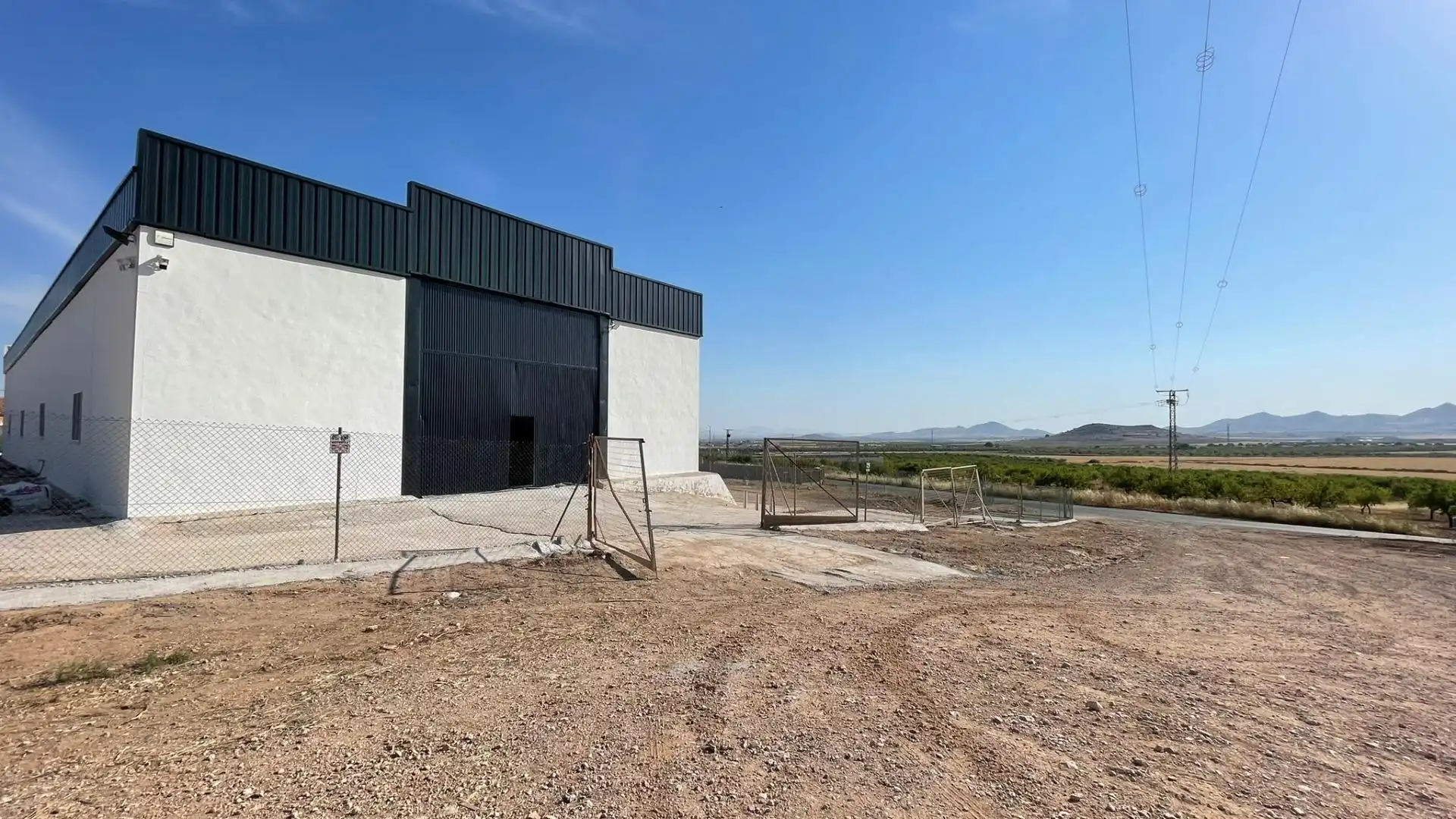 Außenansicht von Fabrikhallen zur Miete in Fuente Álamo de Murcia
