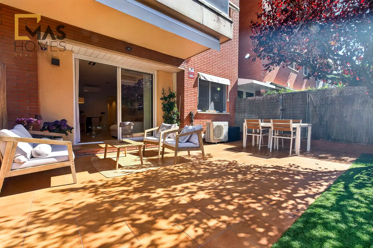 Terraza de Piso en venta en Sant Cugat del Vallès con Aire acondicionado, Calefacción y Jardín privado