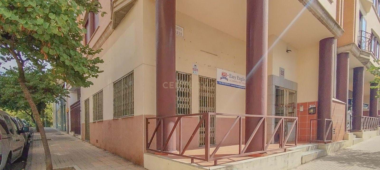 Premises for sale in Avenida de París, Cáceres, Spain, -1, Ruta de la Plata