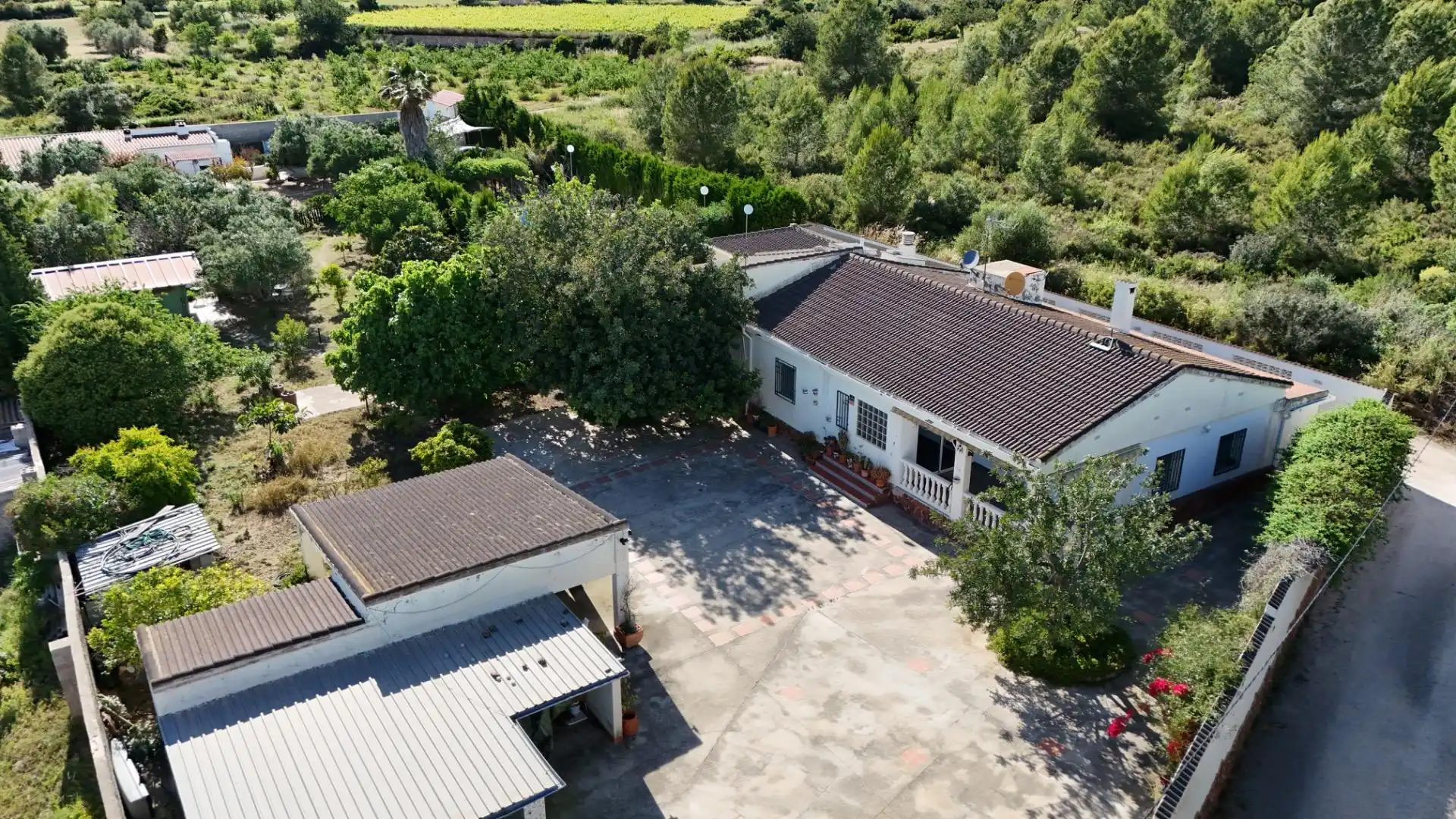 Außenansicht von Haus oder Chalet zum Verkauf in Vilamarxant mit Privatgarten, Terrasse und Abstellraum