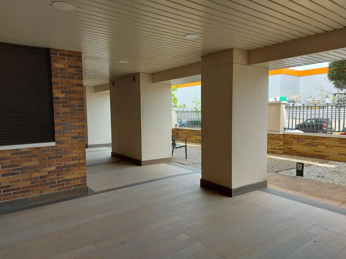 Apartament de lloguer a Calle FLAUTA MAGICA LA, Los Satélites - Roza Martín