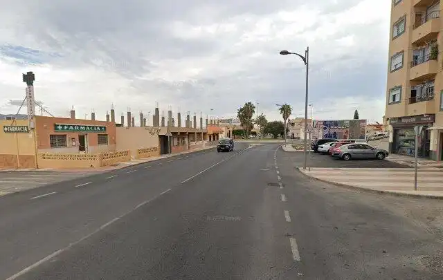 Vista exterior de Pis en venda en Roquetas de Mar