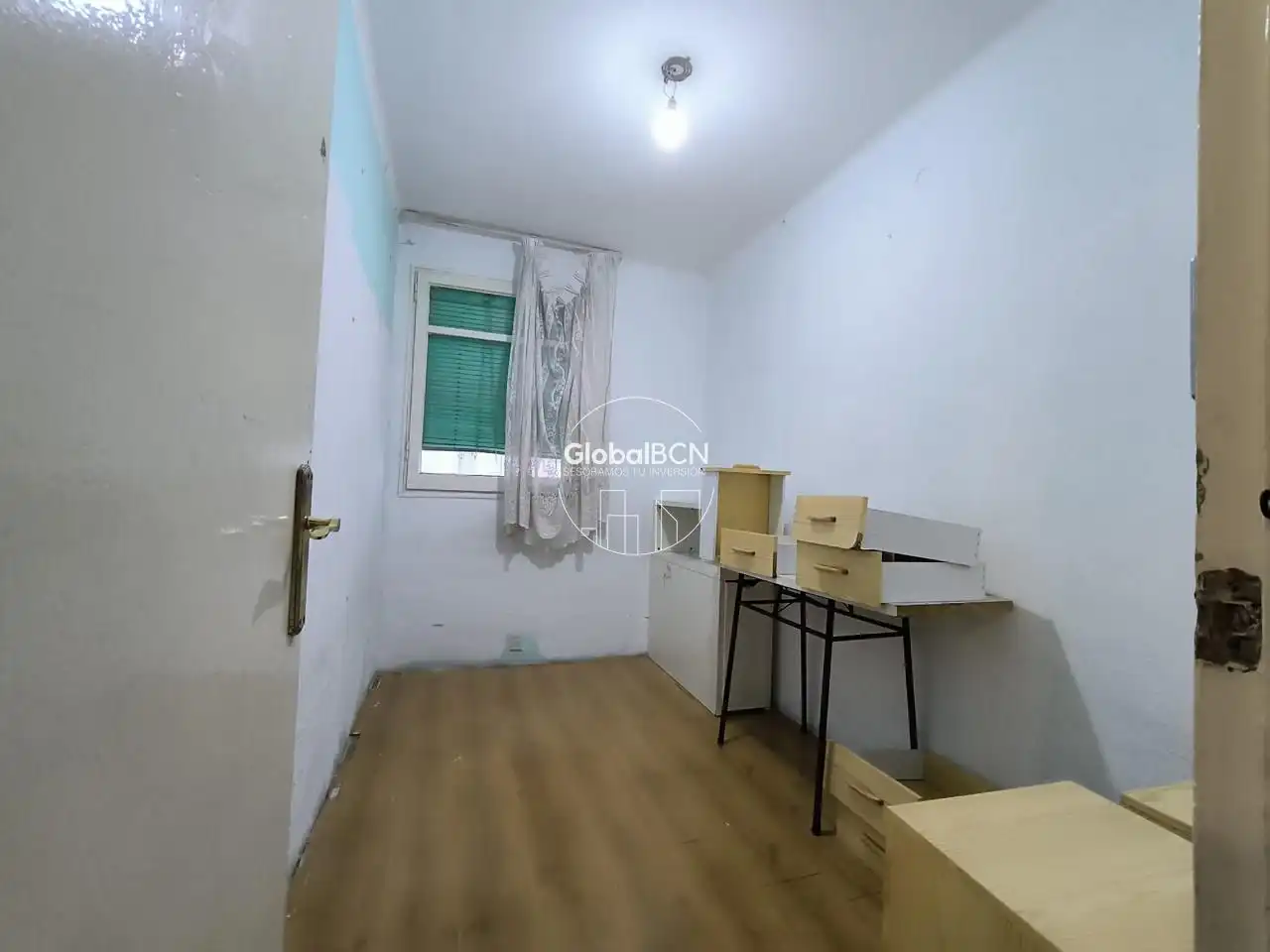 Habitación de Piso en venta en L'Hospitalet de Llobregat con Aire acondicionado