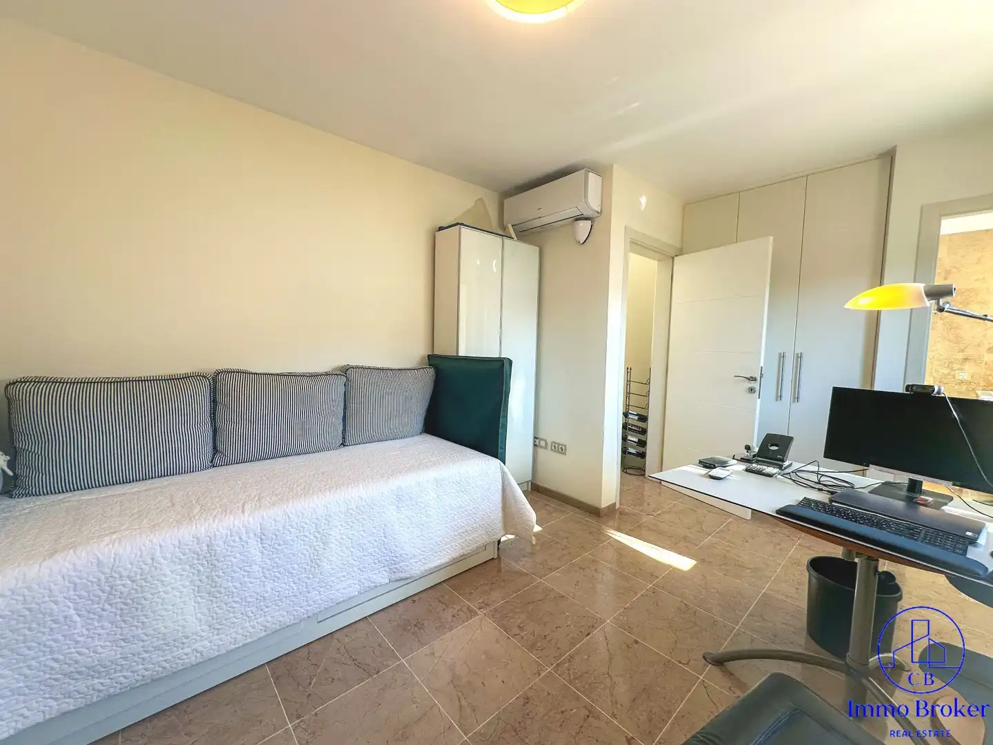 Habitación de Casa o chalet en venta en Arona con Aire acondicionado, Jardín privado y Trastero