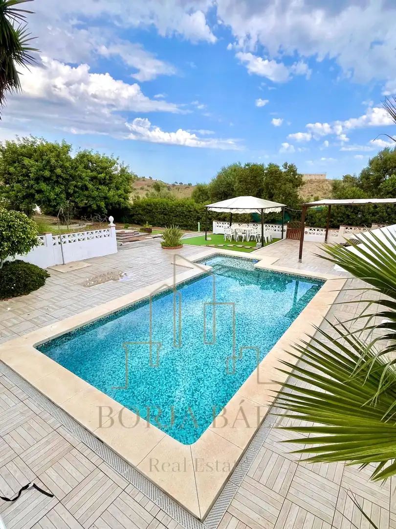 Chalet en venta en Benajarafe, imagen 4