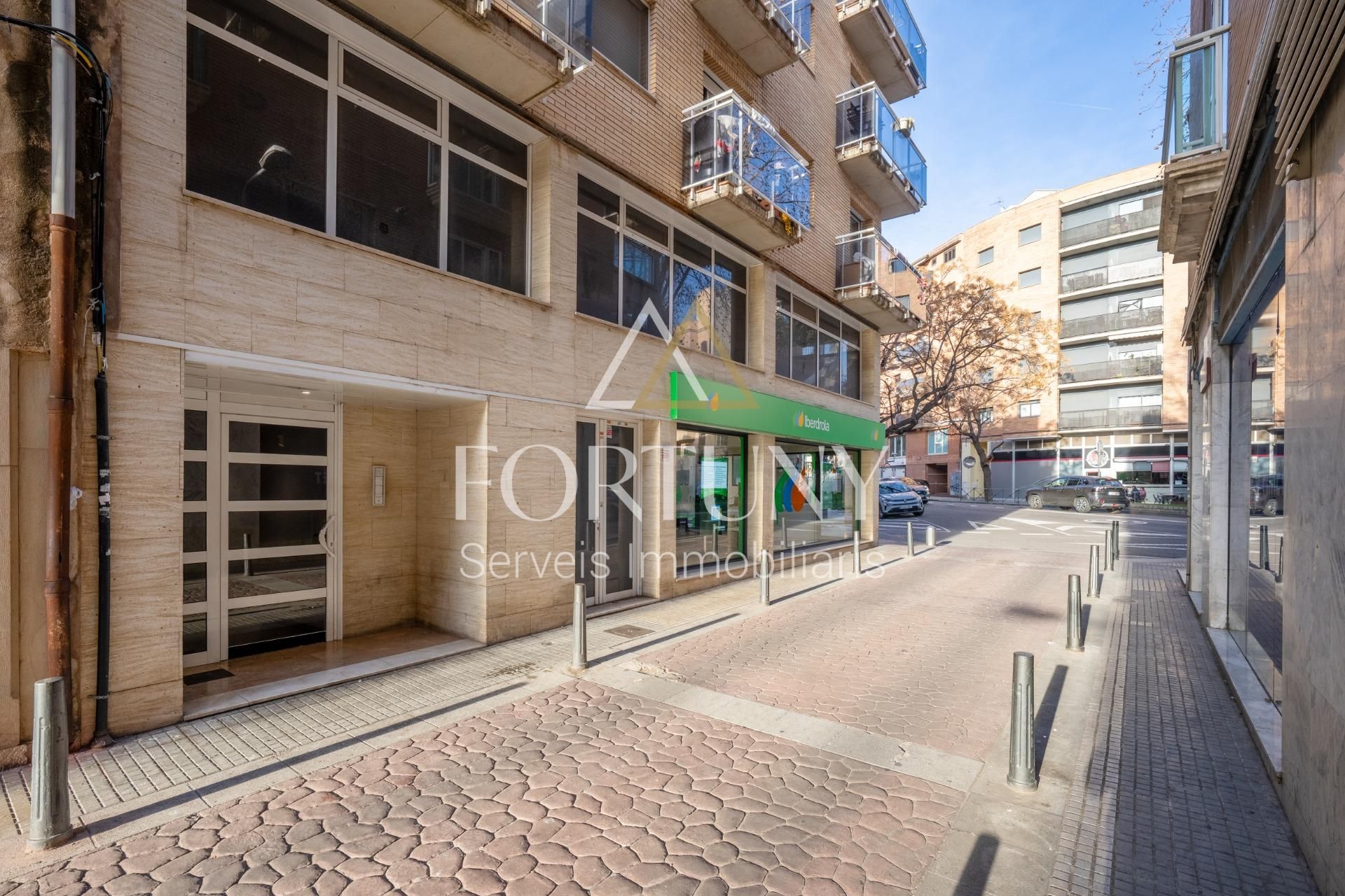 Vista exterior de Pis en venda en Reus amb Balcó