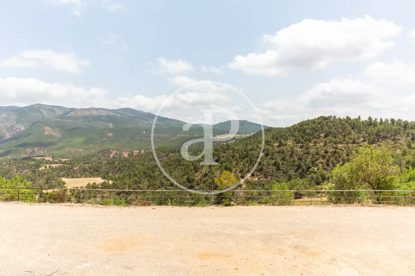 Finca rústica en venda en Requena amb Aire condicionat, Calefacció i Jardí privat