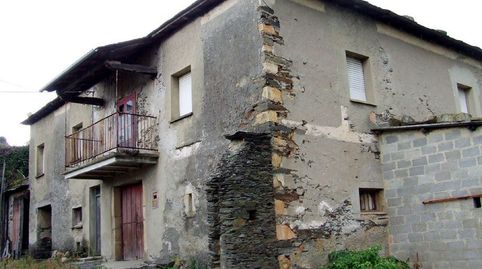 CASONA ASTURIANA DE PIEDRA PARA RESTAURAR CON PANERA Y FINCA, imatge 4