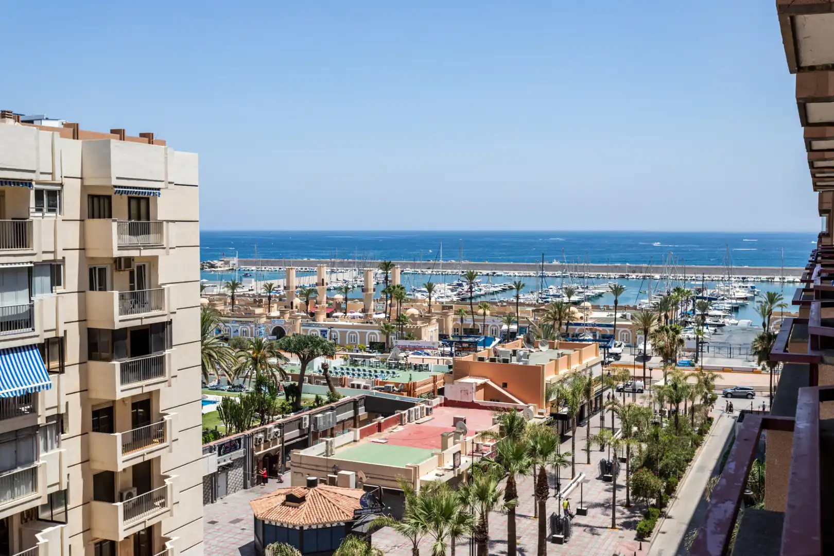 Vivienda con ascensor en venta en Calle Martínez Catena 15, imagen 2
