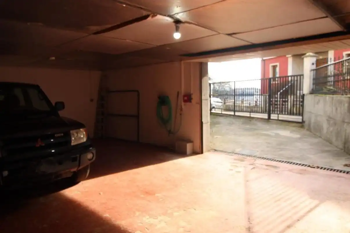 Casa o chalet en venta en Lugo con Jardín privado, Terraza y Trastero
