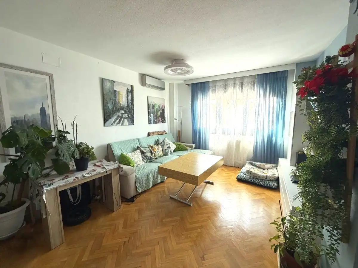 Living room of Flat for sale in Madrid  with Heating, Storage room and Community pool