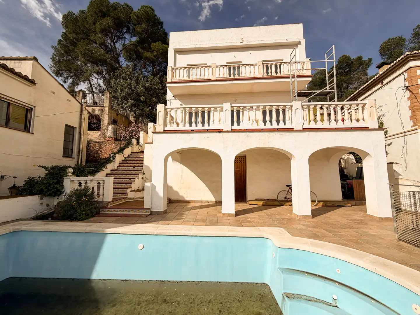 Schwimmbecken von Haus oder Chalet zum Verkauf in Gilet mit Heizung, Parkett und Terrasse